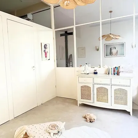 Luxurious Loft In The Heart Of Belleville Apartment *