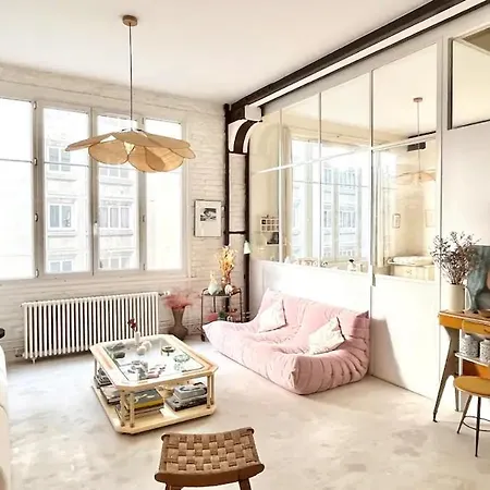 Luxurious Loft In The Heart Of Belleville Paris