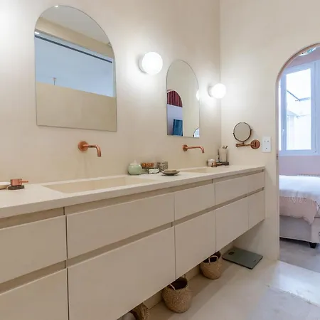 Luxurious Loft In The Heart Of Belleville Apartment Paris
